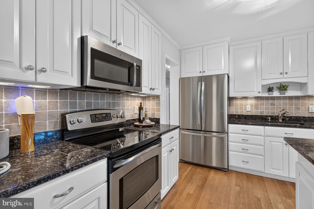 5117 WILLIAMSBURG BOULEVARD