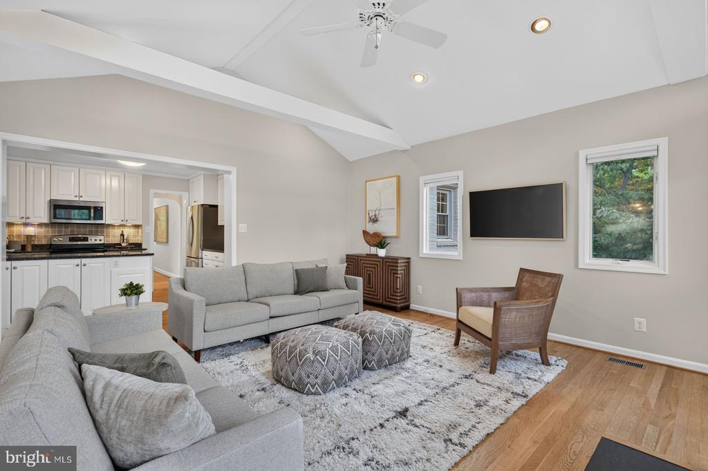 5117 WILLIAMSBURG BOULEVARD