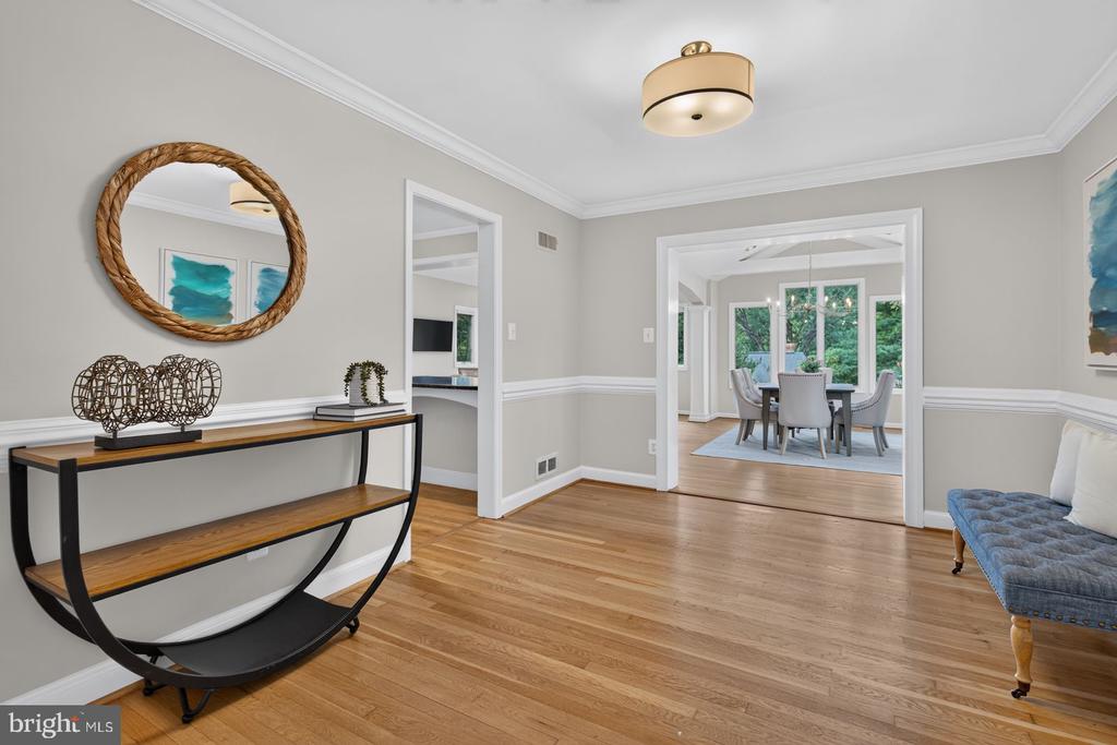 5117 WILLIAMSBURG BOULEVARD