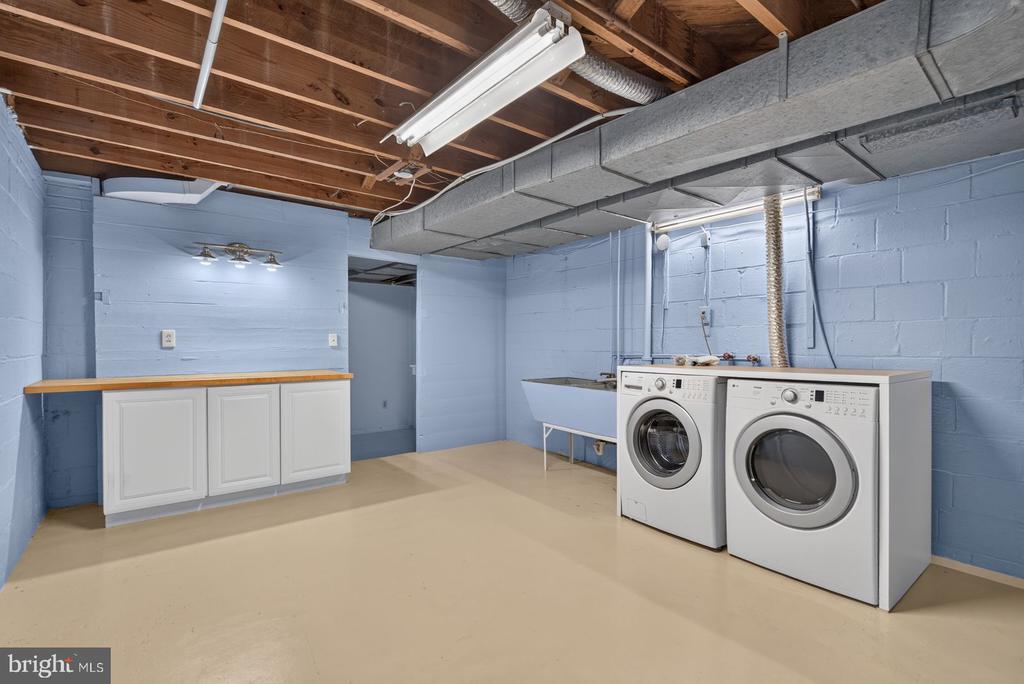 5117 WILLIAMSBURG BOULEVARD