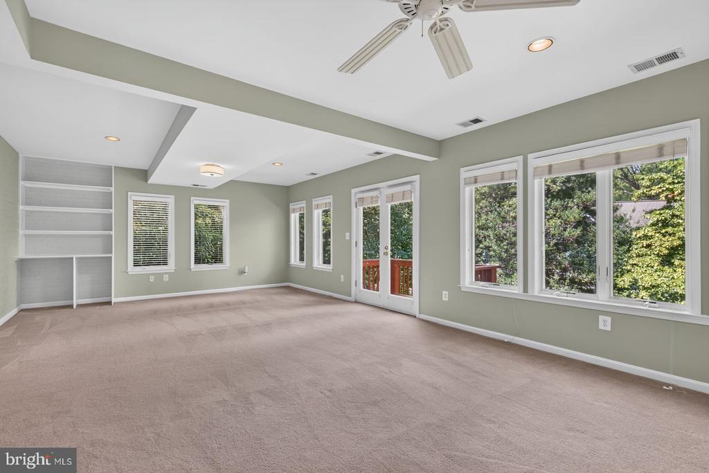 5117 WILLIAMSBURG BOULEVARD