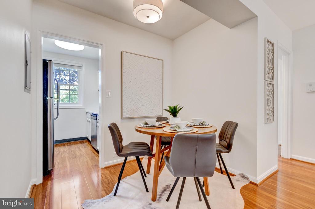 105 N GEORGE MASON DRIVE Unit: 1053