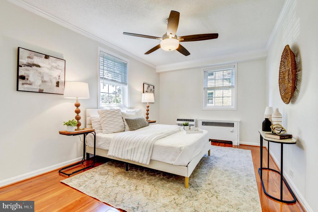 105 N GEORGE MASON DRIVE Unit: 1053