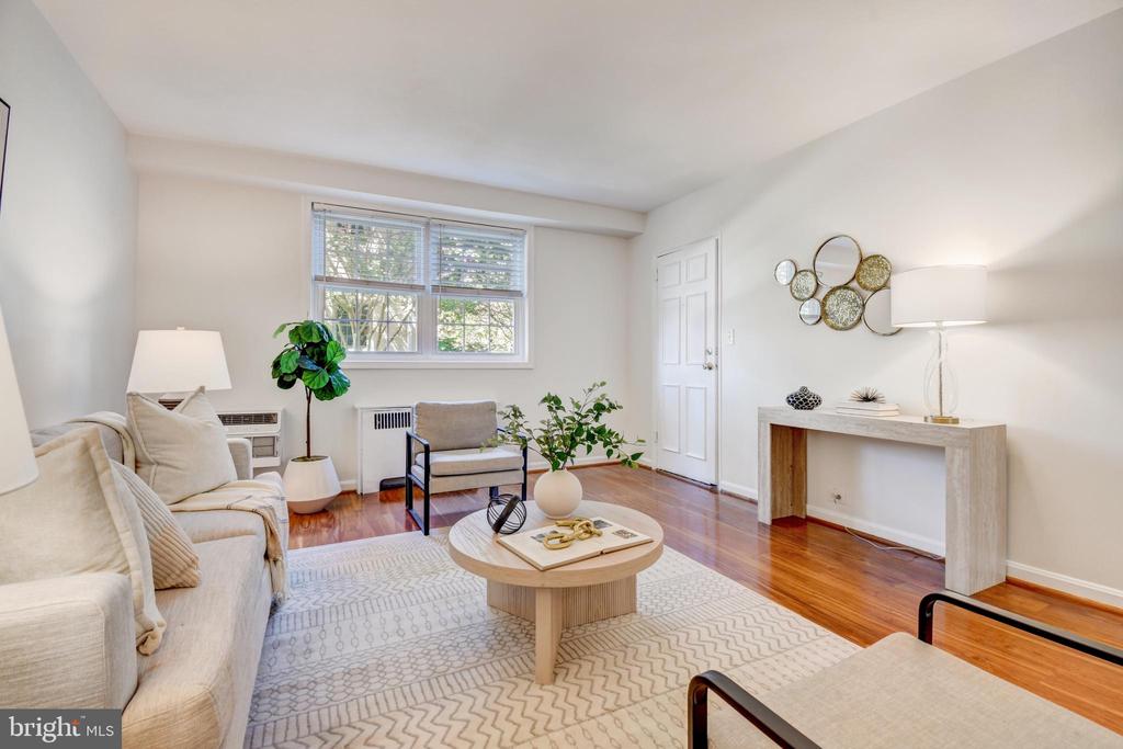105 N GEORGE MASON DRIVE Unit: 1053
