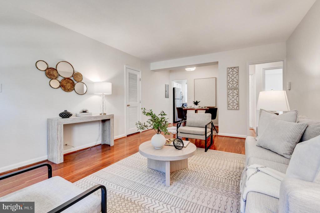 105 N GEORGE MASON DRIVE Unit: 1053