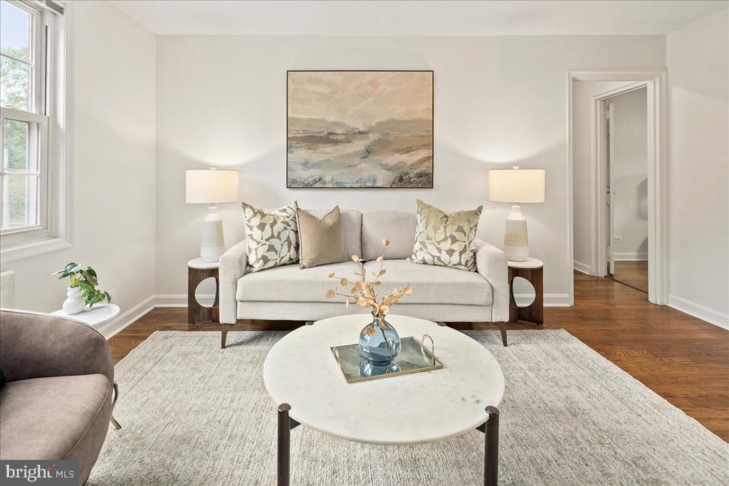 202 N GEORGE MASON DRIVE Unit: 202-2