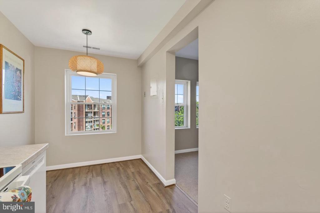 1811 KEY BOULEVARD Unit: 10532