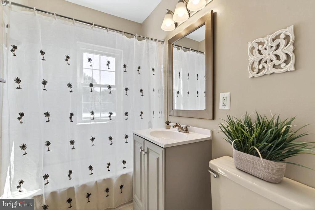 1811 KEY BOULEVARD Unit: 10532