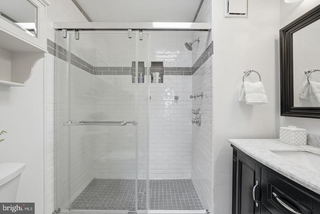 1414 12TH STREET N Unit: 1414A