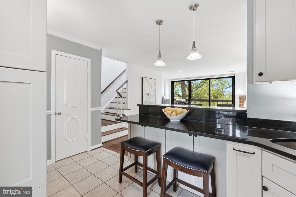 1414 12TH STREET N Unit: 1414A