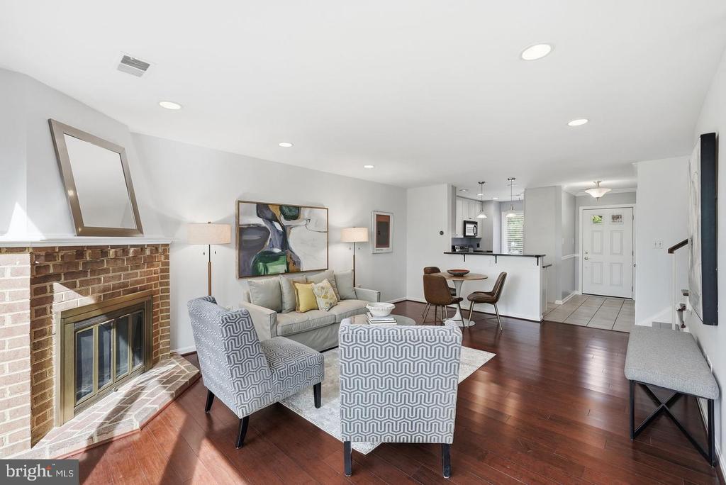 1414 12TH STREET N Unit: 1414A