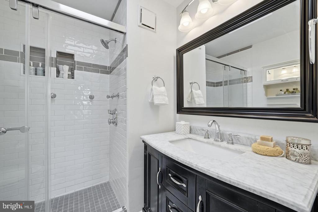 1414 12TH STREET N Unit: 1414A