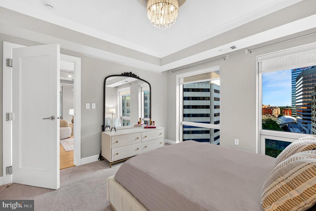 1111 19TH STREET N Unit: 1503