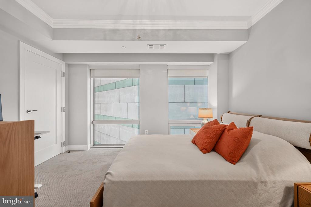 1111 19TH STREET N Unit: 1503