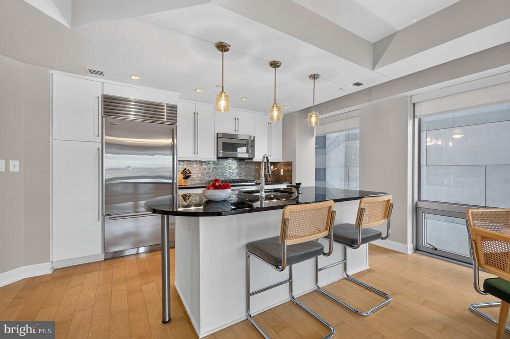 1111 19TH STREET N Unit: 1503