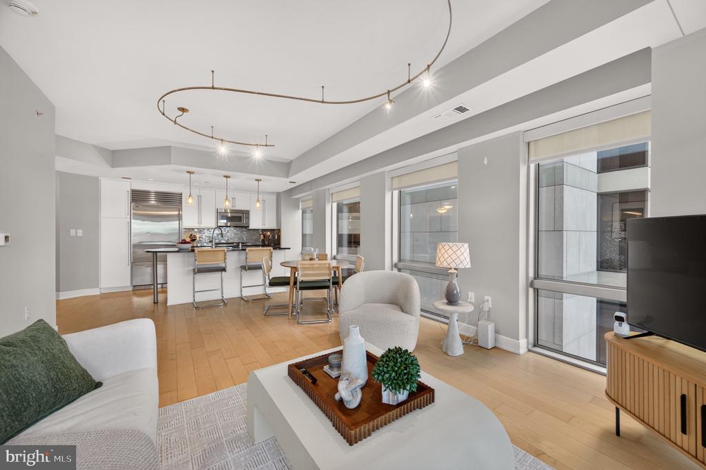 1111 19TH STREET N Unit: 1503