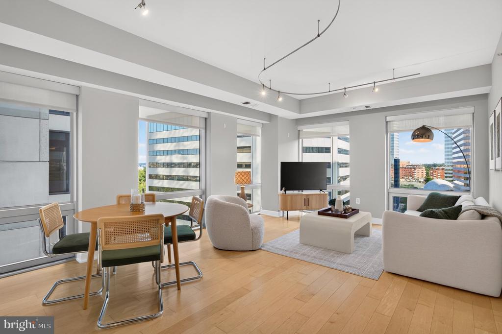 1111 19TH STREET N Unit: 1503