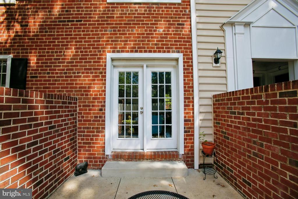 2621 S WALTER REED DRIVE S Unit: A