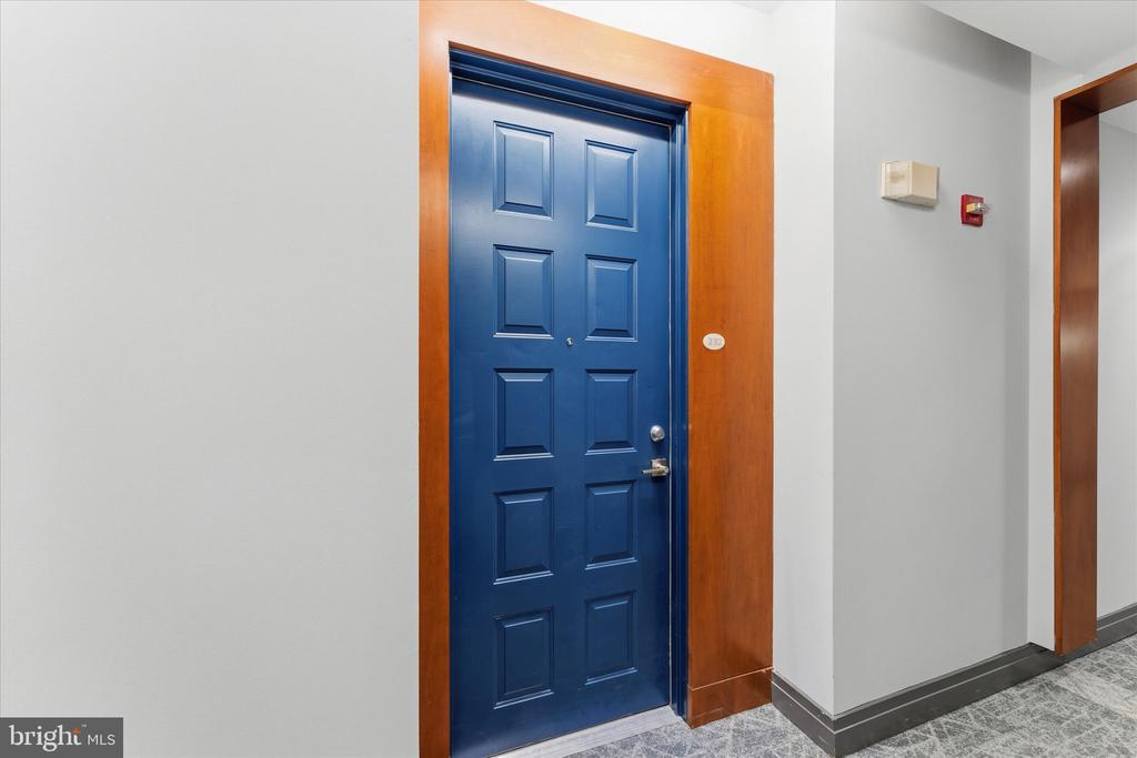 2200 N WESTMORELAND STREET Unit: 232