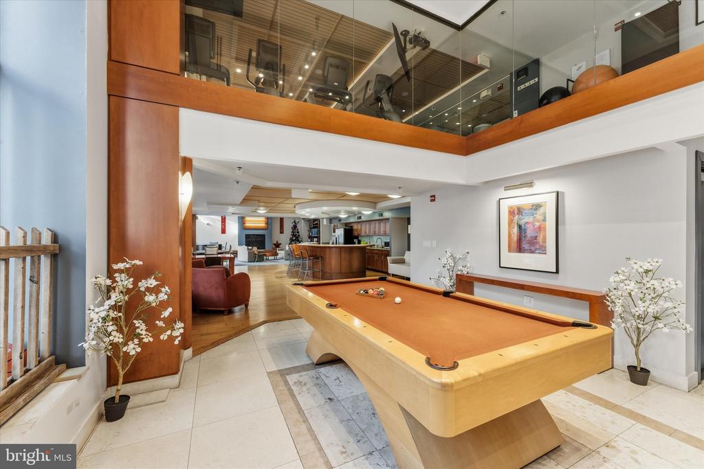 2200 N WESTMORELAND STREET Unit: 232