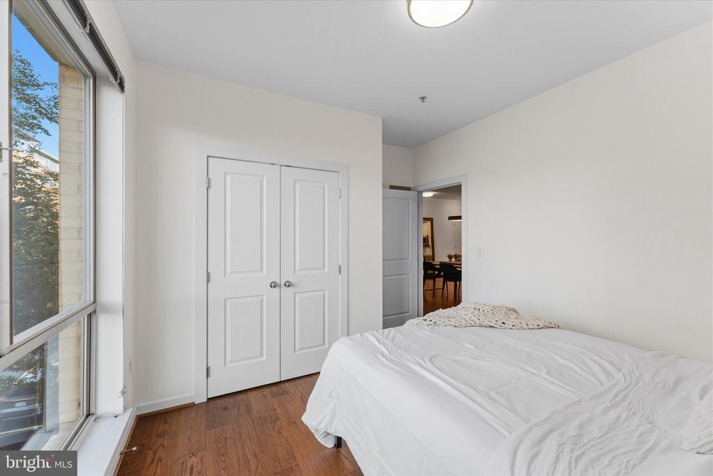 2200 N WESTMORELAND STREET Unit: 232