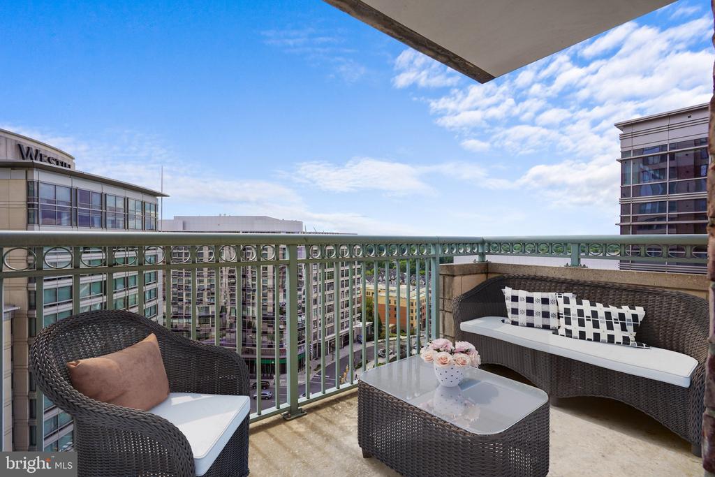 851 N GLEBE ROAD N Unit: 1419