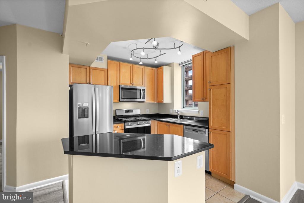 851 N GLEBE ROAD N Unit: 1419