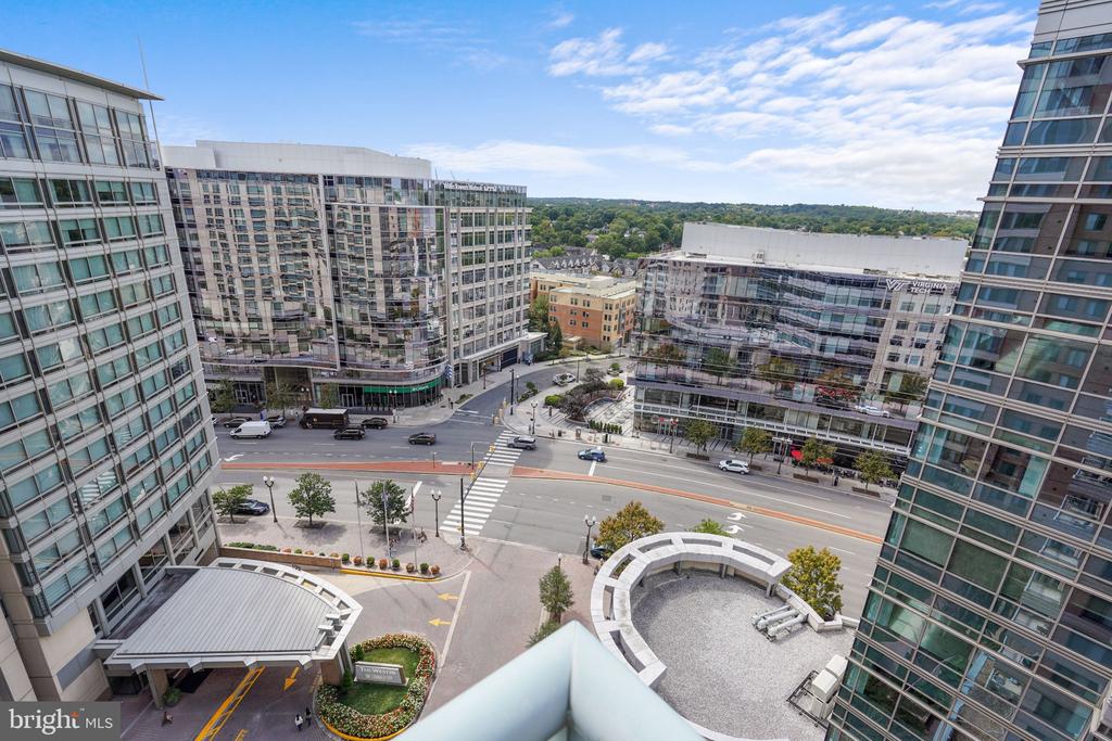 851 N GLEBE ROAD N Unit: 1419