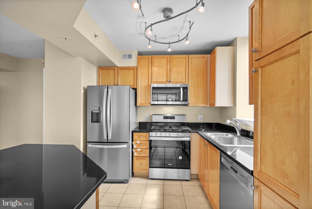 851 N GLEBE ROAD N Unit: 1419