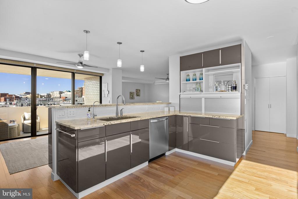4141 HENDERSON ROAD Unit: 910