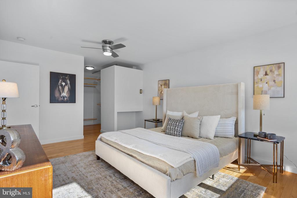 4141 HENDERSON ROAD Unit: 910