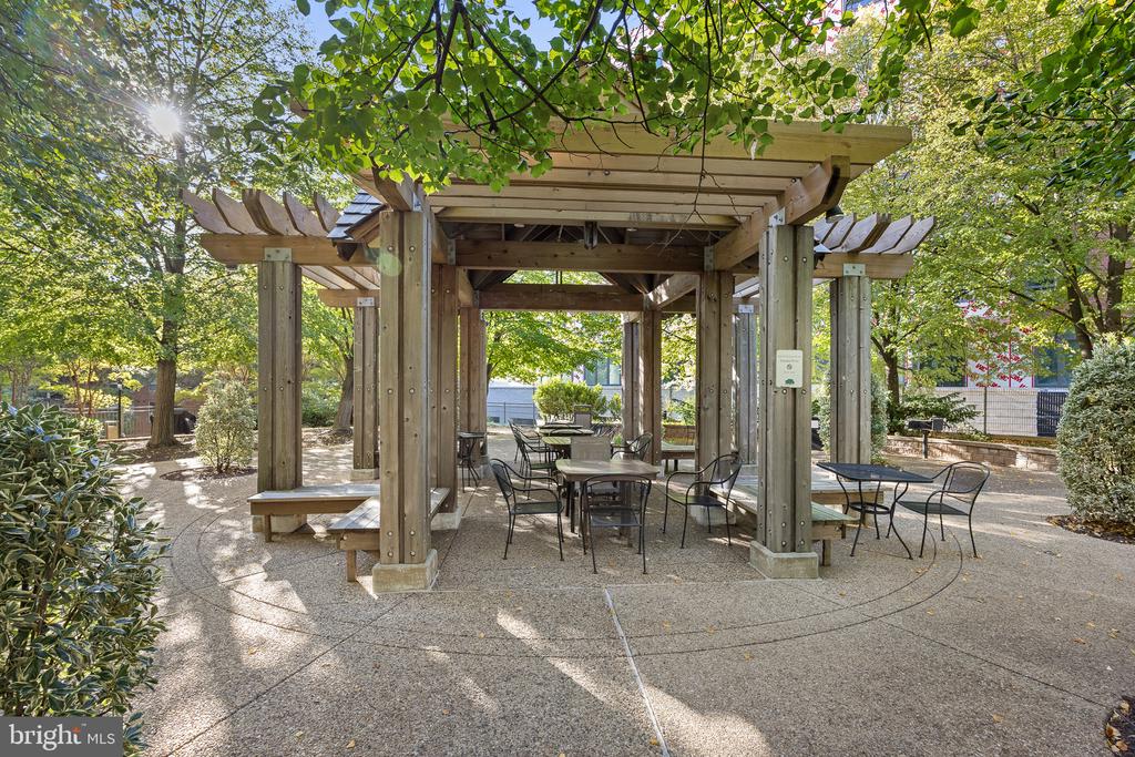 4141 HENDERSON ROAD Unit: 910