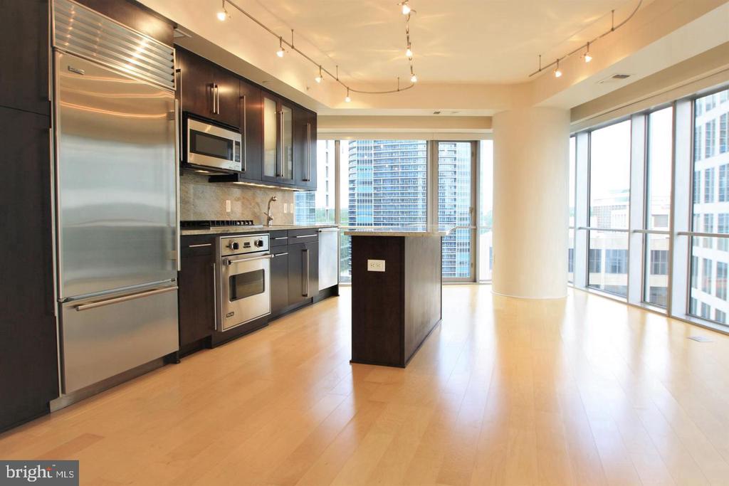 1111 19TH STREET N Unit: 1908