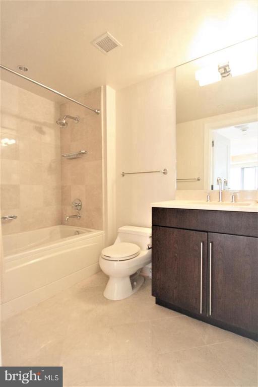 1111 19TH STREET N Unit: 1908