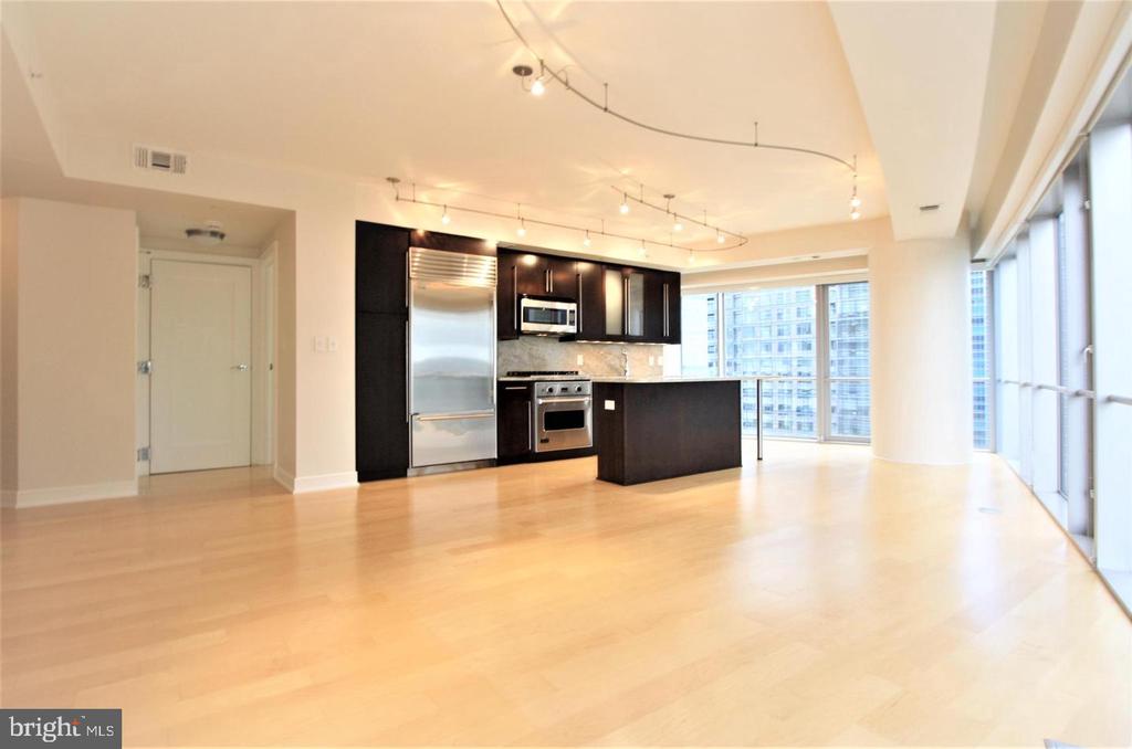 1111 19TH STREET N Unit: 1908