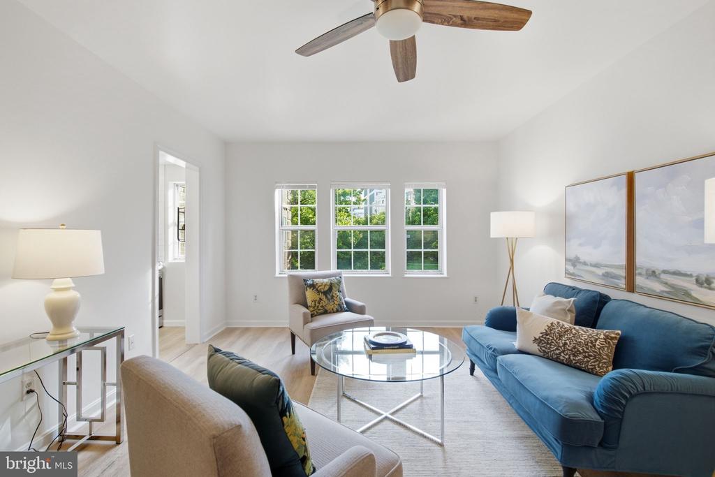 1728 N QUEENS LANE Unit: 3-181