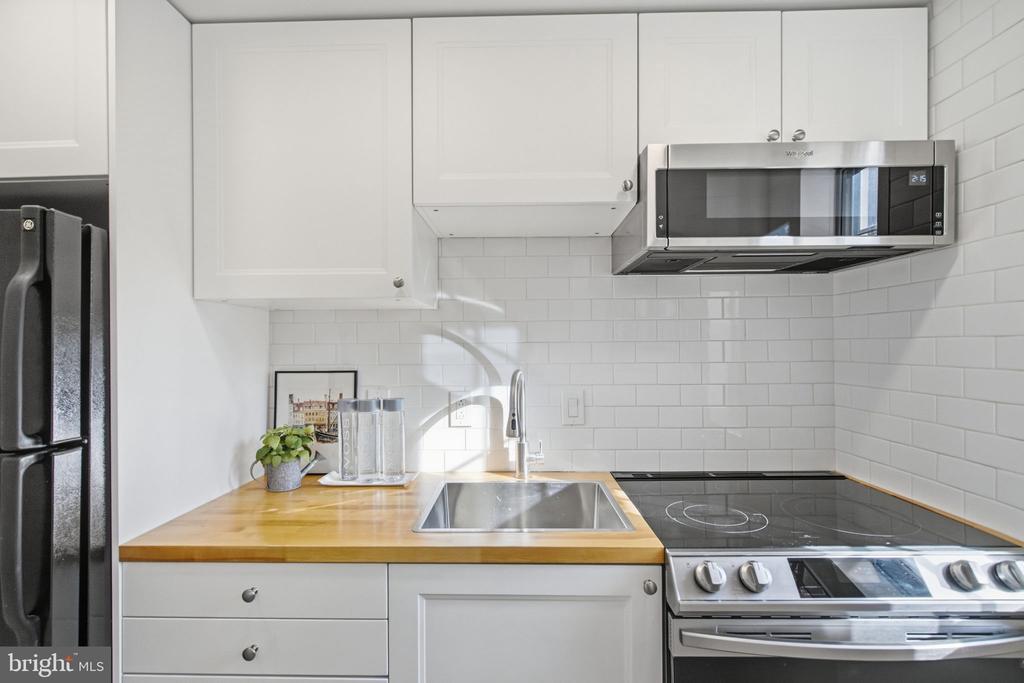 1728 N QUEENS LANE Unit: 3-181