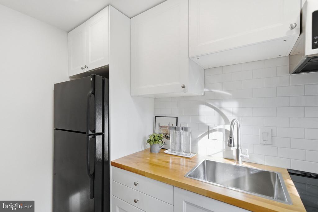 1728 N QUEENS LANE Unit: 3-181