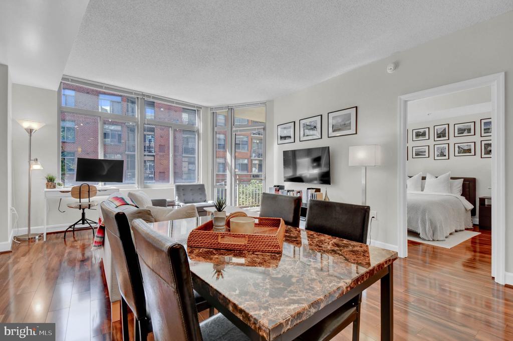 3600 S GLEBE ROAD Unit: 327W