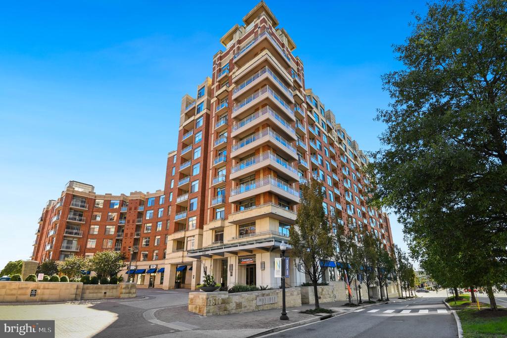 3600 S GLEBE ROAD Unit: 327W