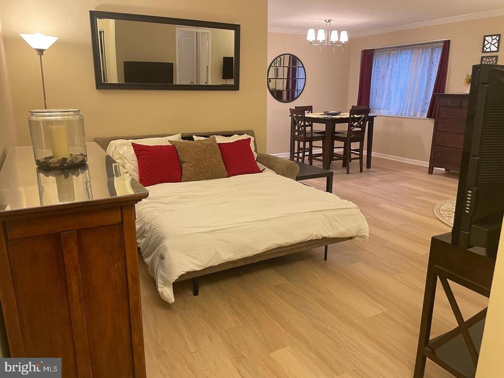 1200 S ARLINGTON RIDGE ROAD Unit: 315