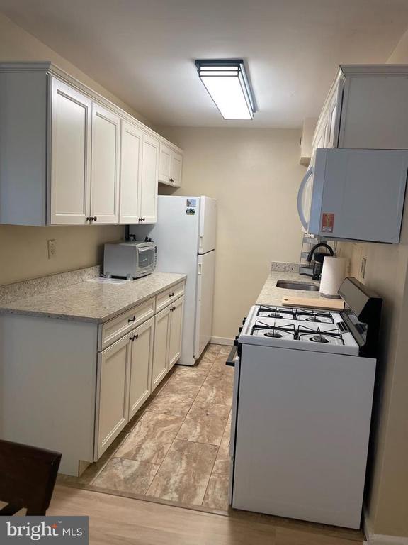 1200 S ARLINGTON RIDGE ROAD Unit: 315