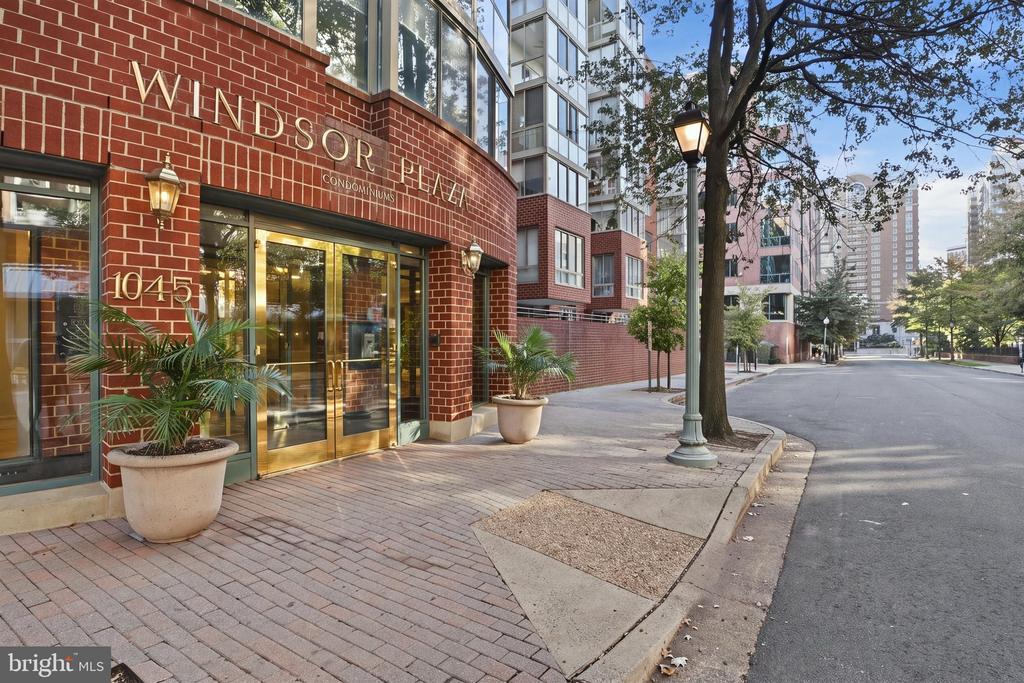 1045 N Utah Street N Unit 2 401 Arlington VA