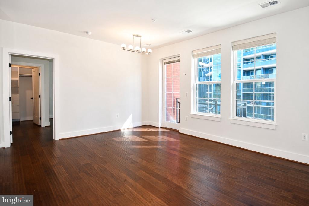 1411 KEY BOULEVARD Unit: 406