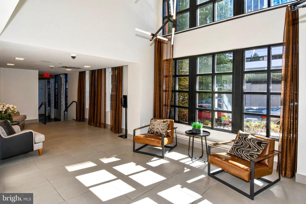 1411 KEY BOULEVARD Unit: 406