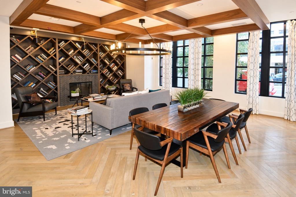 1411 KEY BOULEVARD Unit: 406