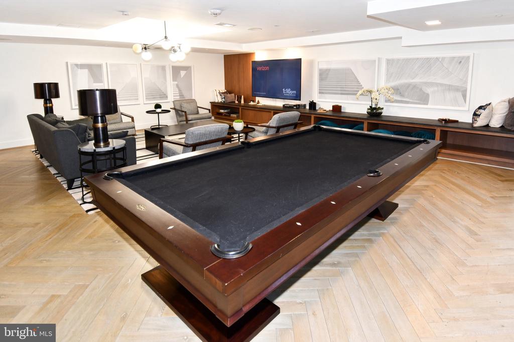 1411 KEY BOULEVARD Unit: 406