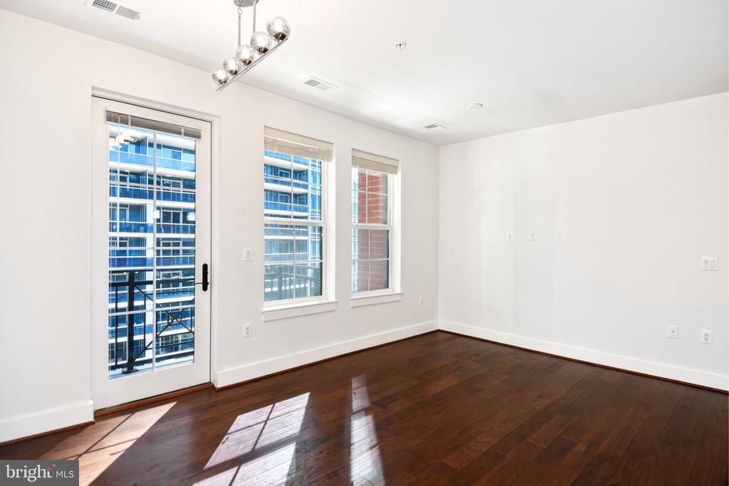 1411 KEY BOULEVARD Unit: 406