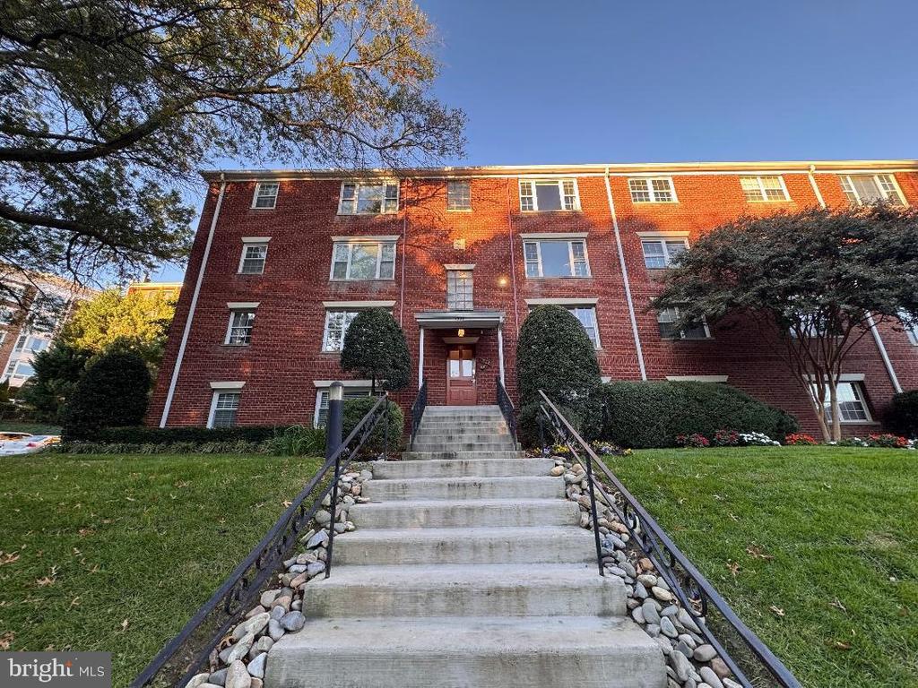 1220 N Meade Street Unit Esg4 Arlington VA