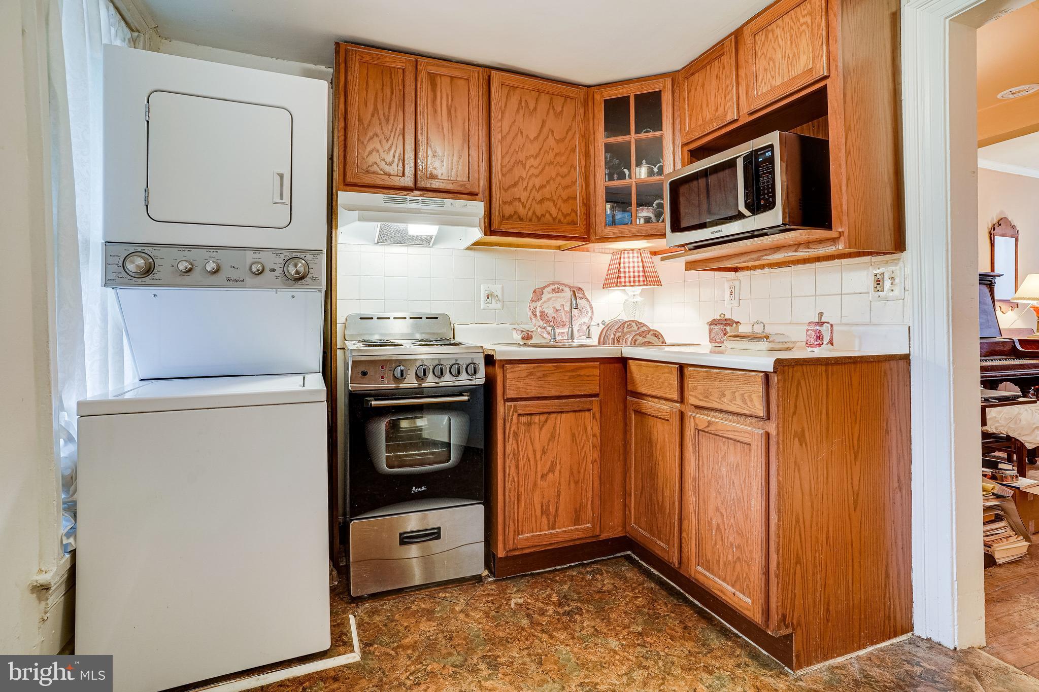 126 S FAIRFAX STREET